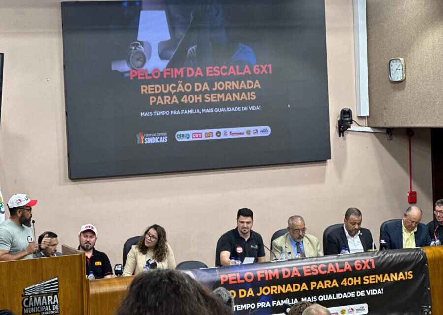 Imagem da notícia FEEAC RS participa de audiência lotada em Caxias do Sul pela redução da jornada de trabalho e pelo fim da escala 6×1