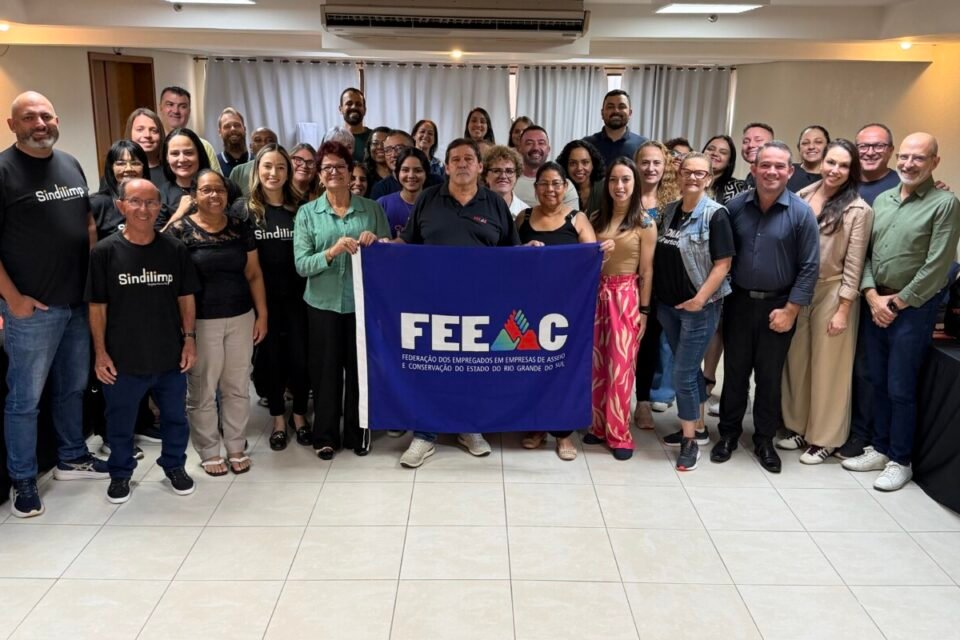 Imagem da notícia FEEAC RS promove Encontro Estadual de Formação e reforça qualificação das direções sindicais